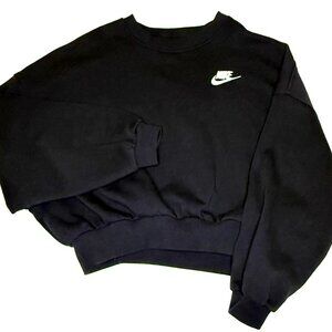 Sportswear Club Fleece Girls’ Boxy Crew‐Neck Sweatshirt (Black)